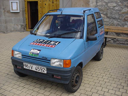 El Ligier Optimax esperant la sortida a Mont-Lluís