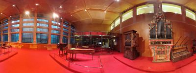 1: 19-10-2023_museu_de_la_musica_sala_de_teclats_barcelona