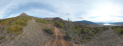 18: 09-02-2026_passem_sota_la_linie_electrica_que_baixa_a_sant_marti_i_aramunt