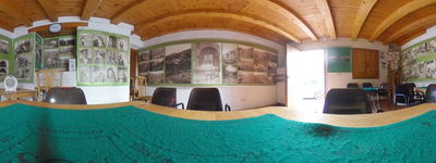 c F C F Les Esglesies